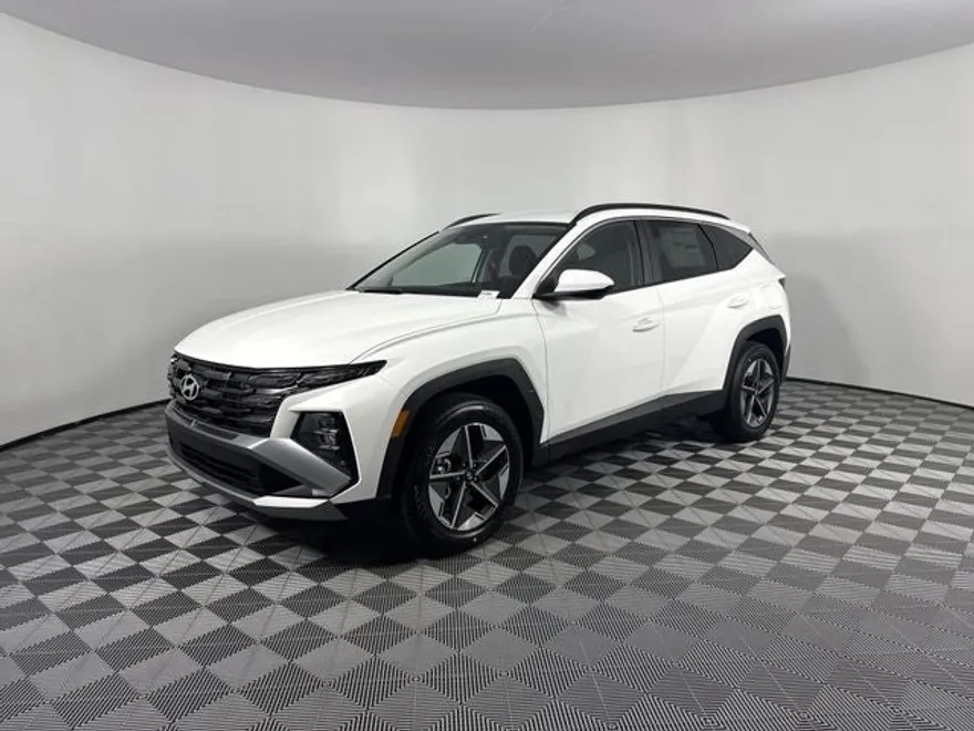 2025 Hyundai Tucson SEL photo 1