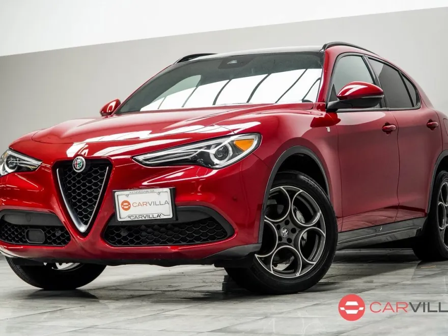 2022 Alfa Romeo Stelvio Ti photo 1