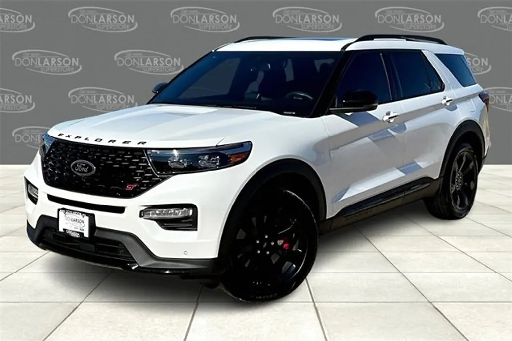 2023 Ford Explorer ST photo 1