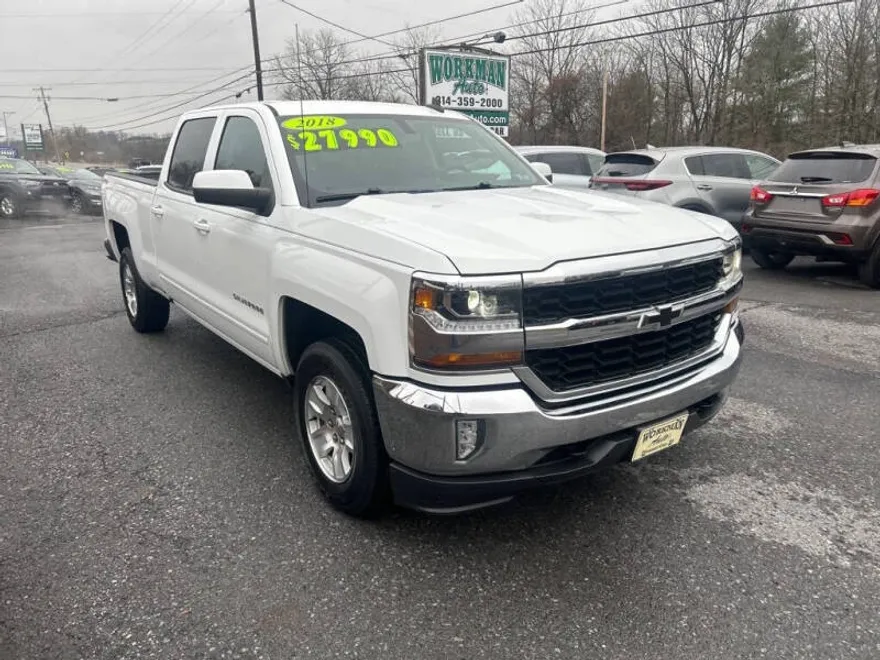 2018 Chevrolet Silverado 1500 LT photo 1