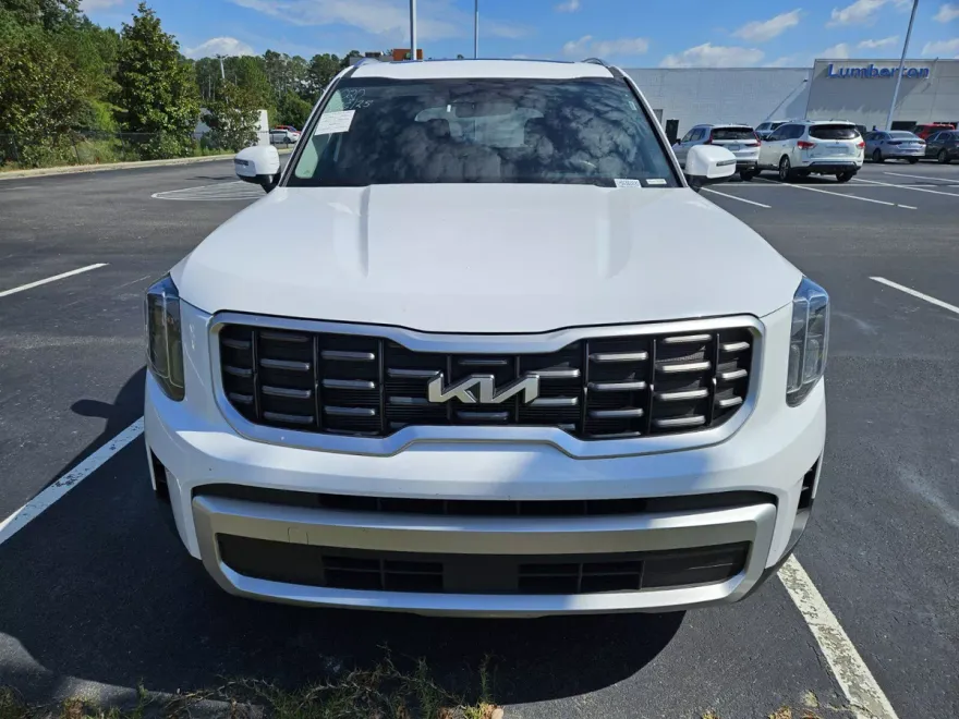 2025 Kia Telluride S photo 1