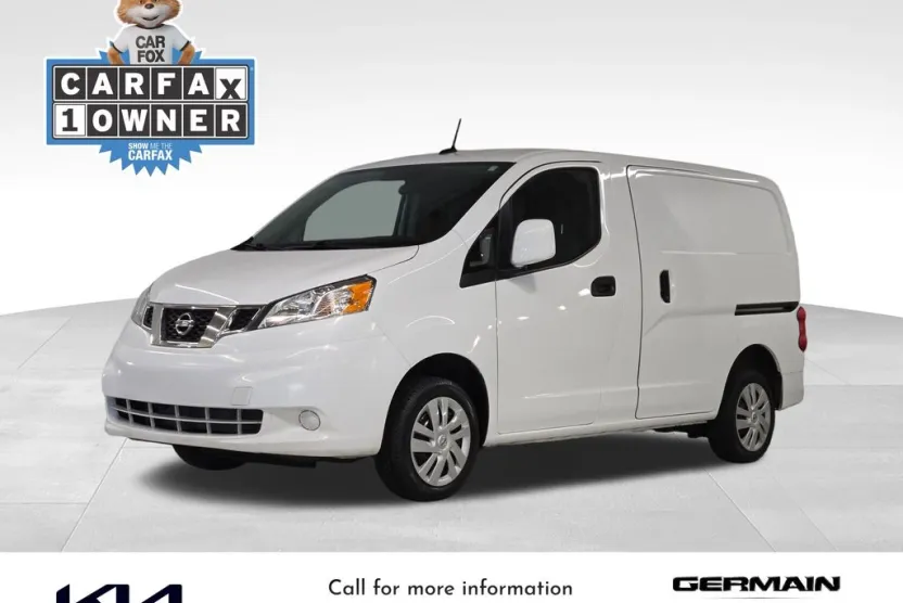 2020 Nissan NV200 SV photo 1
