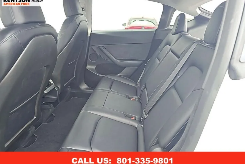 2024 Tesla Model Y Long Range photo 1