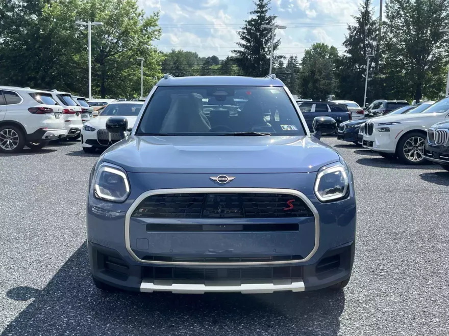 2025 Mini Cooper S ALL4 photo 1
