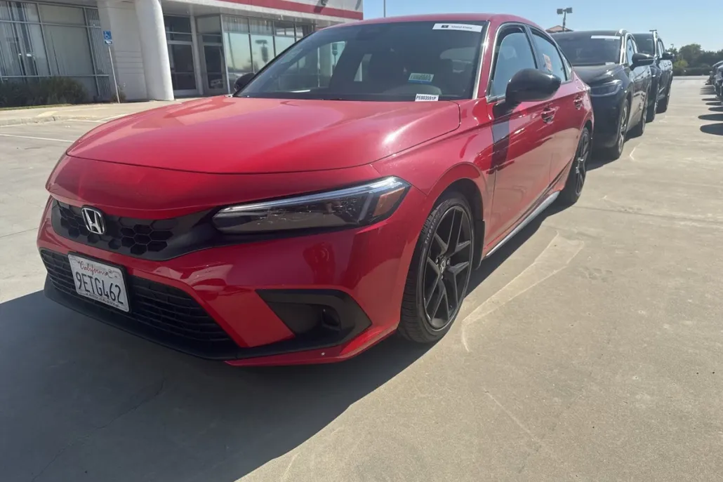2023 Honda Civic Hatchback Sport photo 1