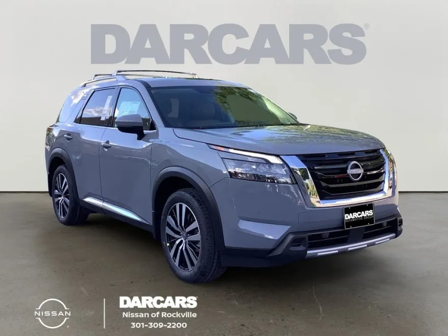 2025 Nissan Pathfinder Platinum photo 1