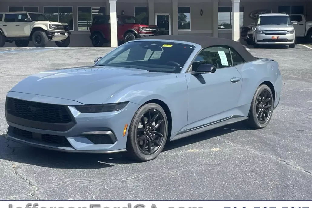 2025 Ford Mustang EcoBoost Premium Convertible photo 1