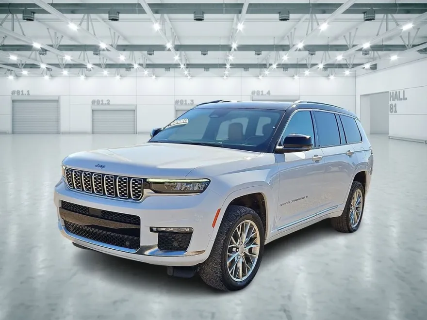 2023 Jeep Grand Cherokee L Summit photo 1