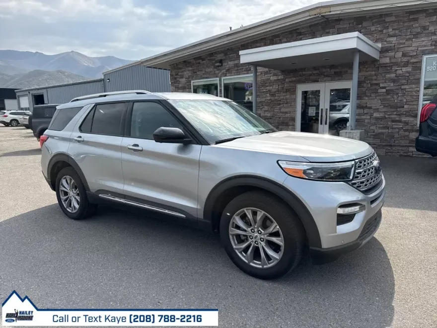 2023 Ford Explorer Limited photo 1