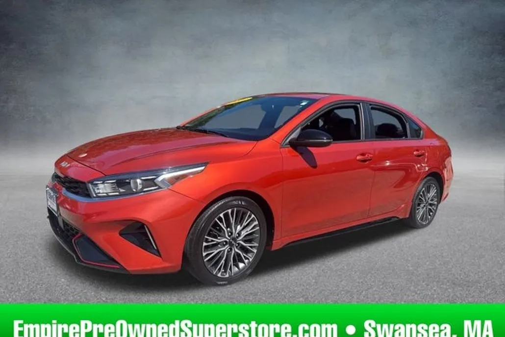2023 Kia Forte GT-Line photo 1