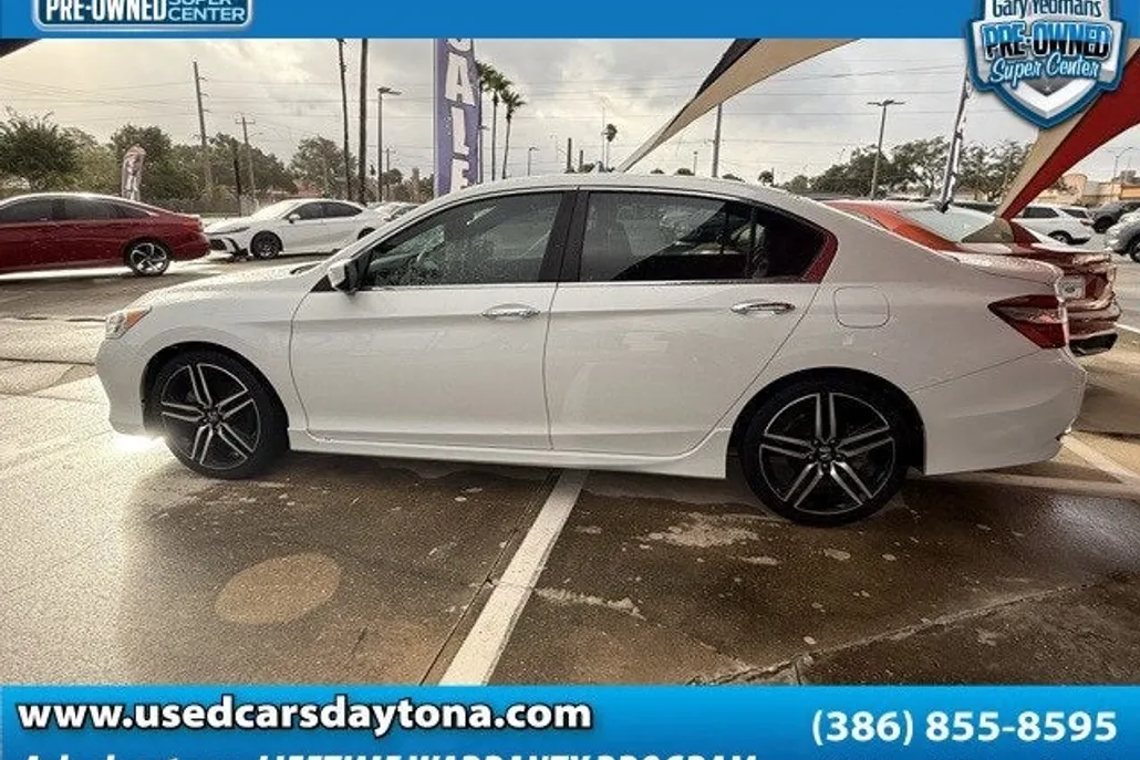 2016 Honda Accord Sport photo 1