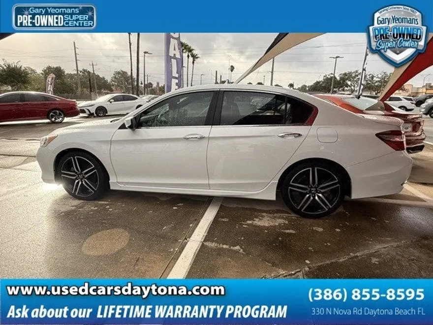2016 Honda Accord Sport photo 1
