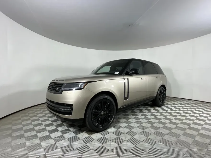 2025 Land Rover Range Rover SE photo 1