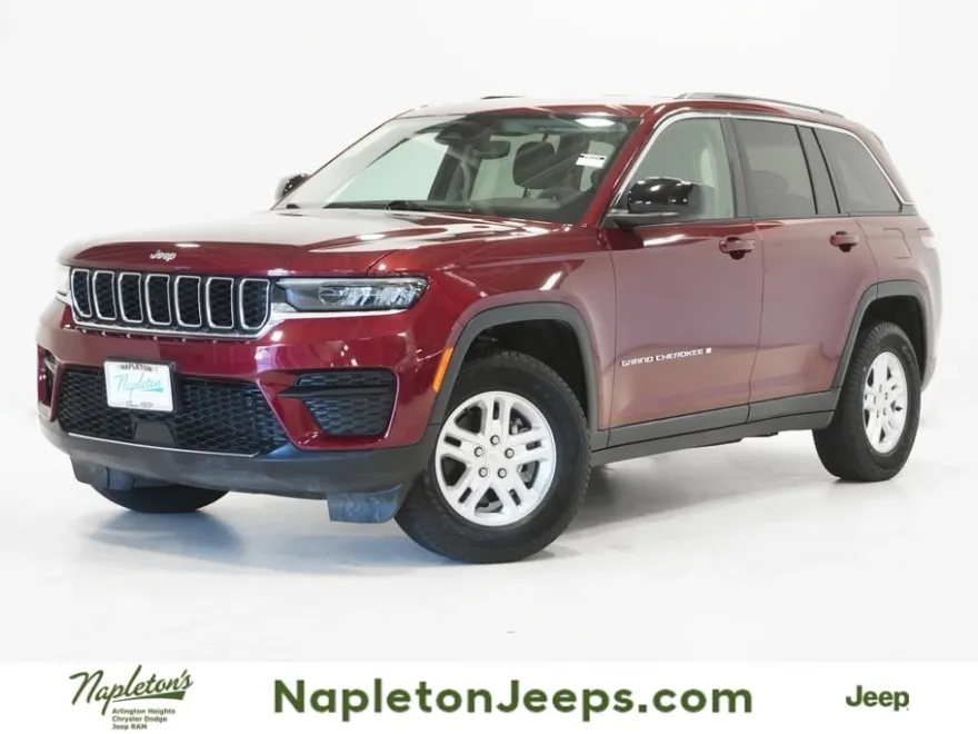 2024 Jeep Grand Cherokee Laredo photo 1