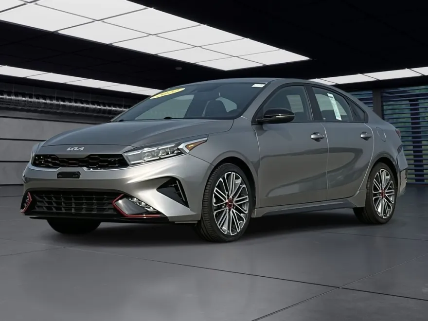 2022 Kia Forte GT photo 1