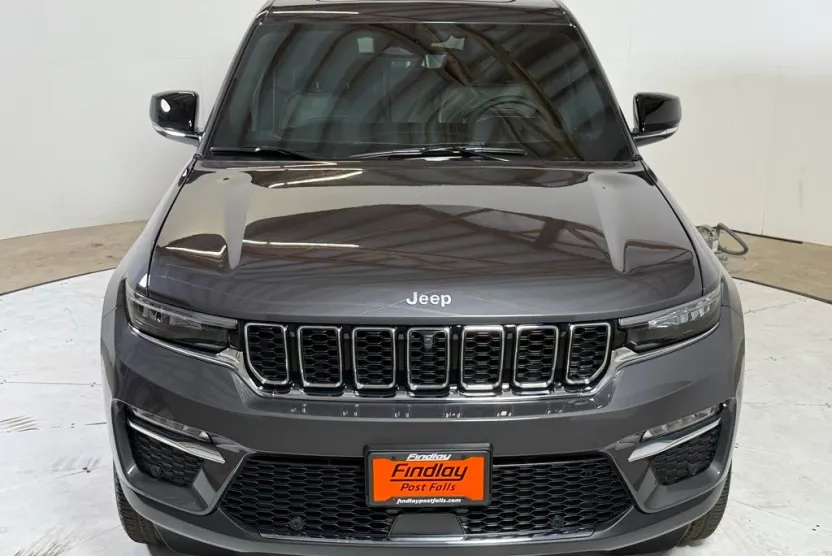 2025 Jeep Grand Cherokee Limited photo 1