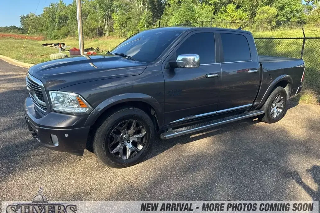 2017 Ram 1500 Limited photo 1