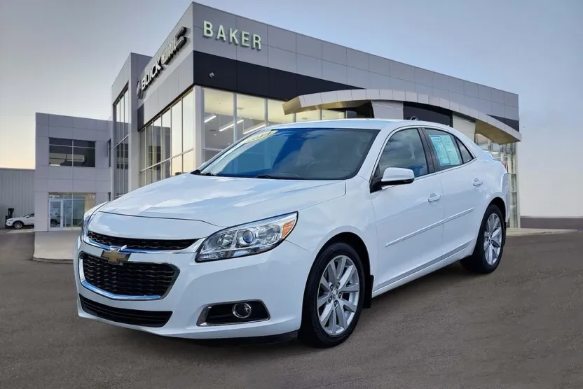 2014 Chevrolet Malibu 2LT photo 1