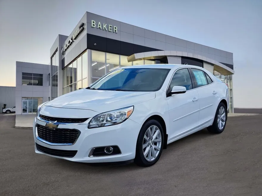 2014 Chevrolet Malibu 2LT photo 1