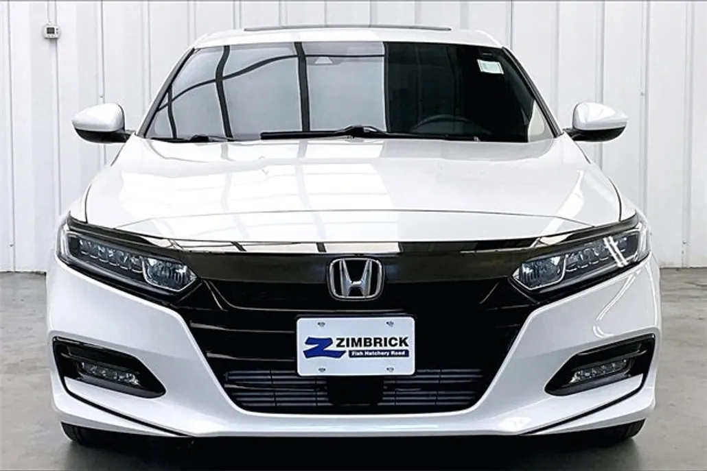2020 Honda Accord Sport 2.0T photo 1