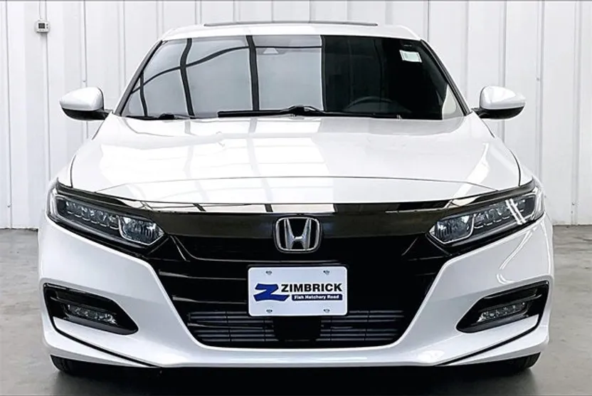 2020 Honda Accord Sport 2.0T photo 1