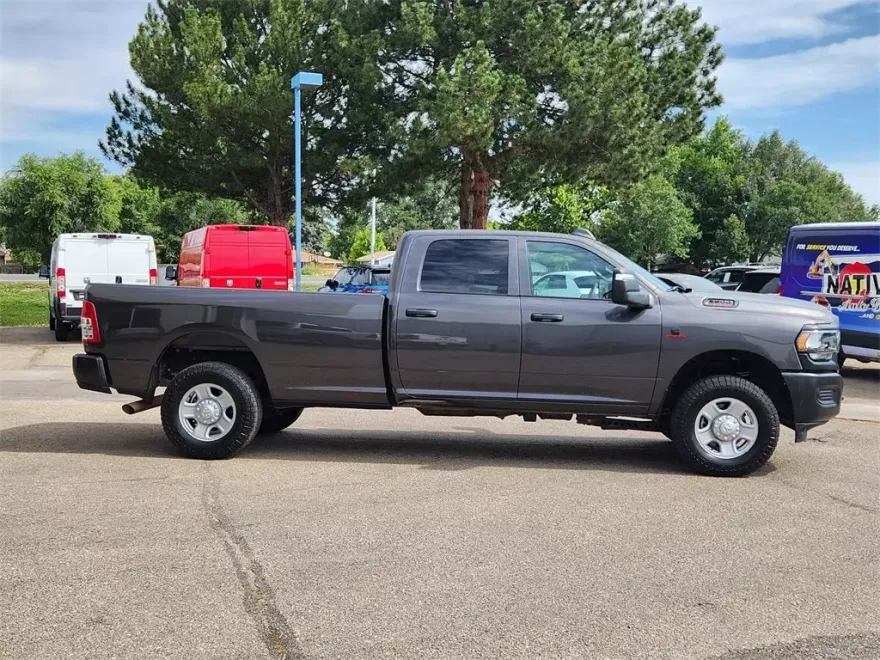 2024 Ram 3500 Tradesman photo 1