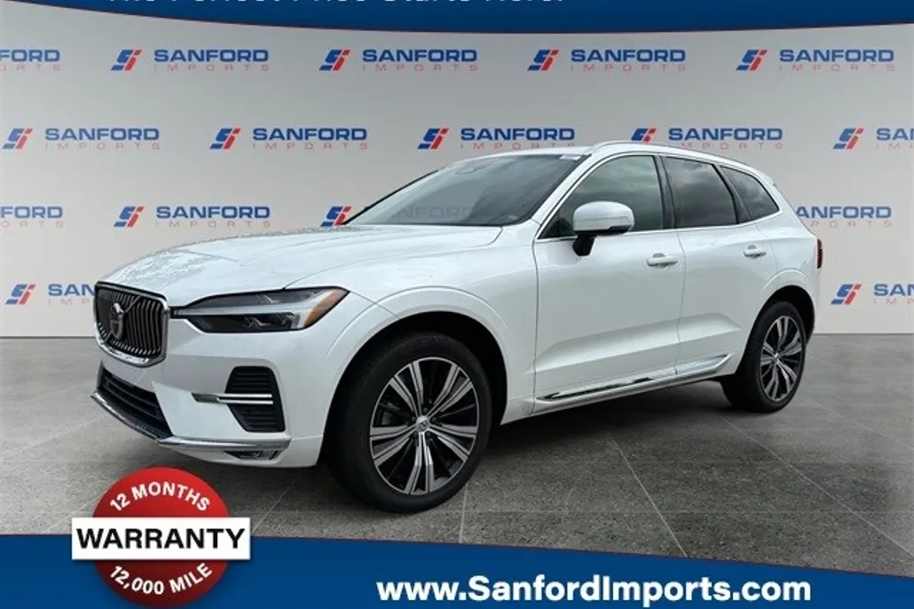 2022 Volvo XC60 B5 Inscription photo 1
