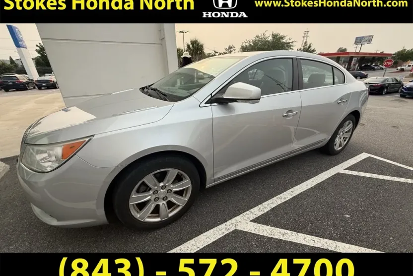 2011 Buick LaCrosse CXL photo 1