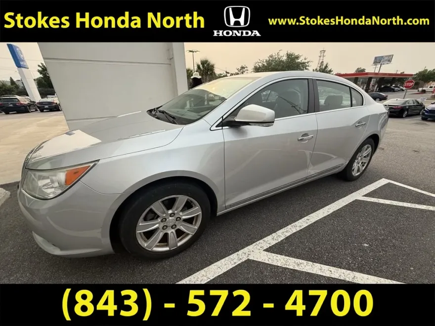 2011 Buick LaCrosse CXL photo 1