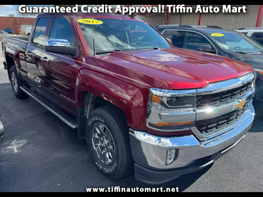 2017 Chevrolet Silverado 1500 LT1 photo 1