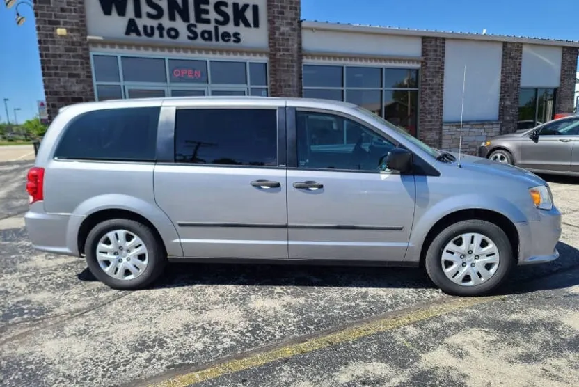 2014 Dodge Grand Caravan SE photo 1