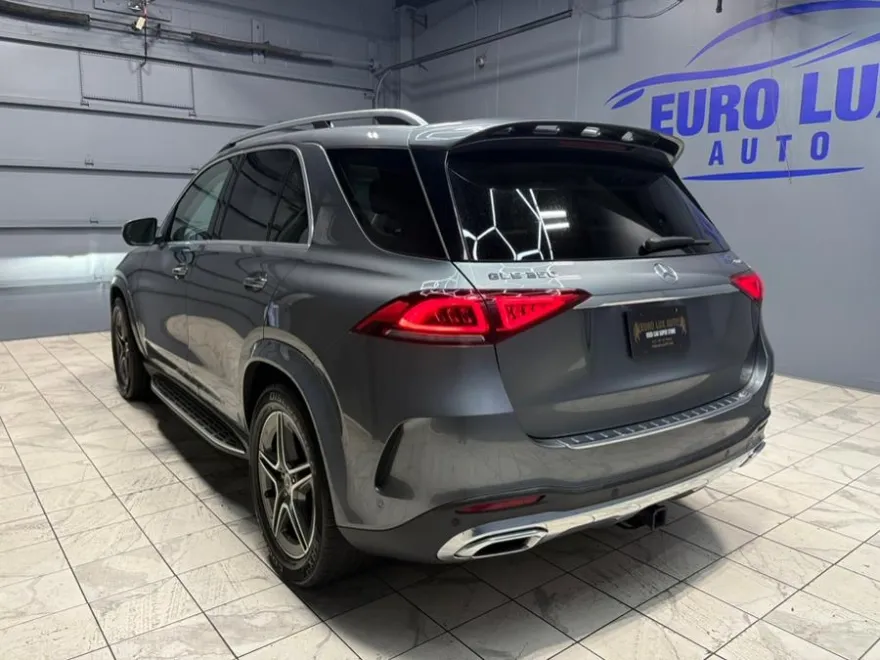 2022 Mercedes Benz GLE 350 4MATIC photo 1