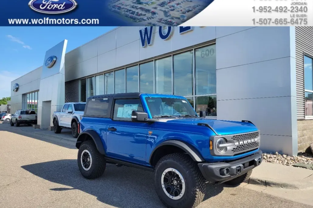 2023 Ford Bronco Badlands photo 1