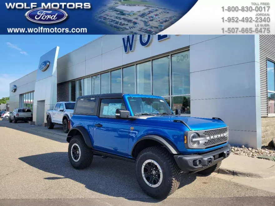 2023 Ford Bronco Badlands photo 1