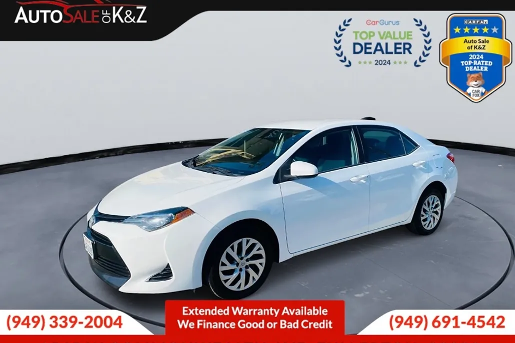 2018 Toyota Corolla LE photo 1