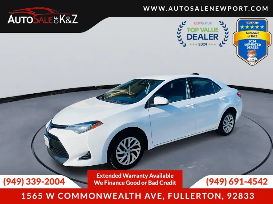 2018 Toyota Corolla LE photo 1