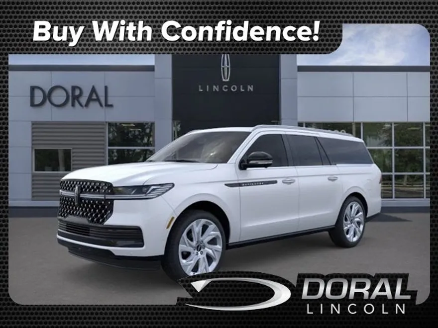 2025 Lincoln Navigator Black Label photo 1