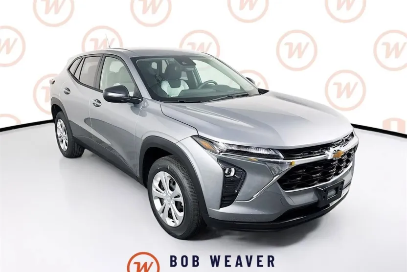 2026 Chevrolet Trax LS photo 1