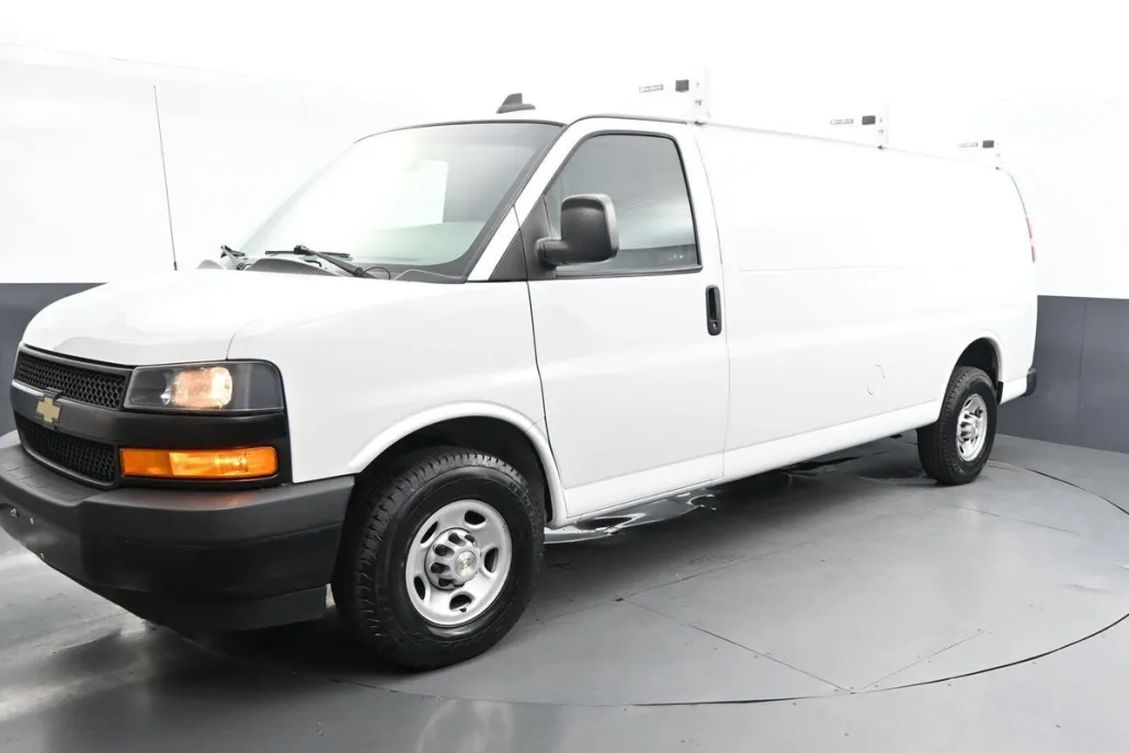 2021 Chevrolet Express Cargo 2500 photo 1