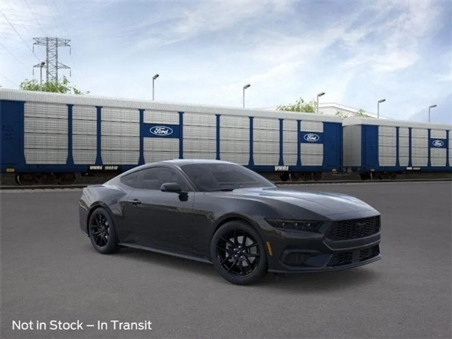 2025 Ford Mustang EcoBoost photo 1