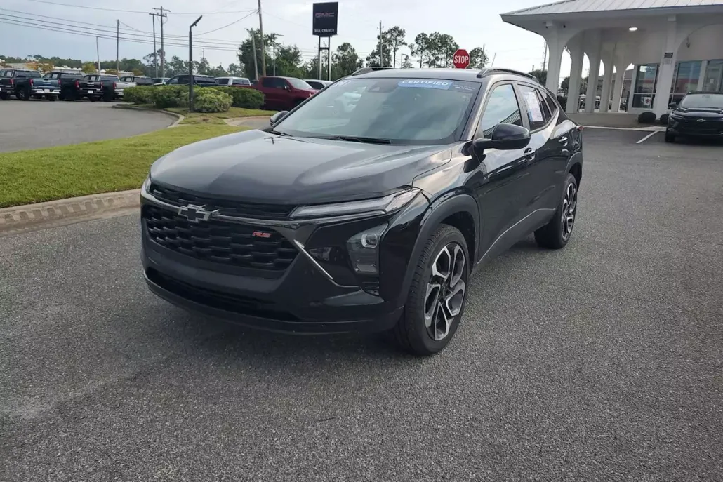 2024 Chevrolet Trax photo 1