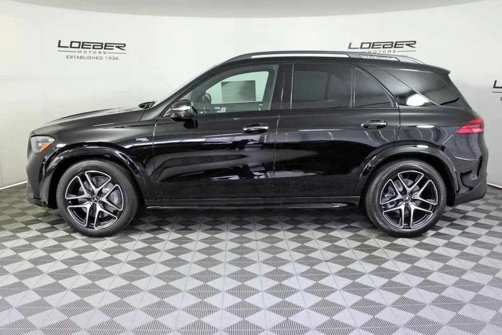 2026 Mercedes Benz GLE 53 AMG 4MATIC photo 1