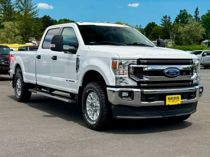 2022 Ford F-350 XLT photo 1