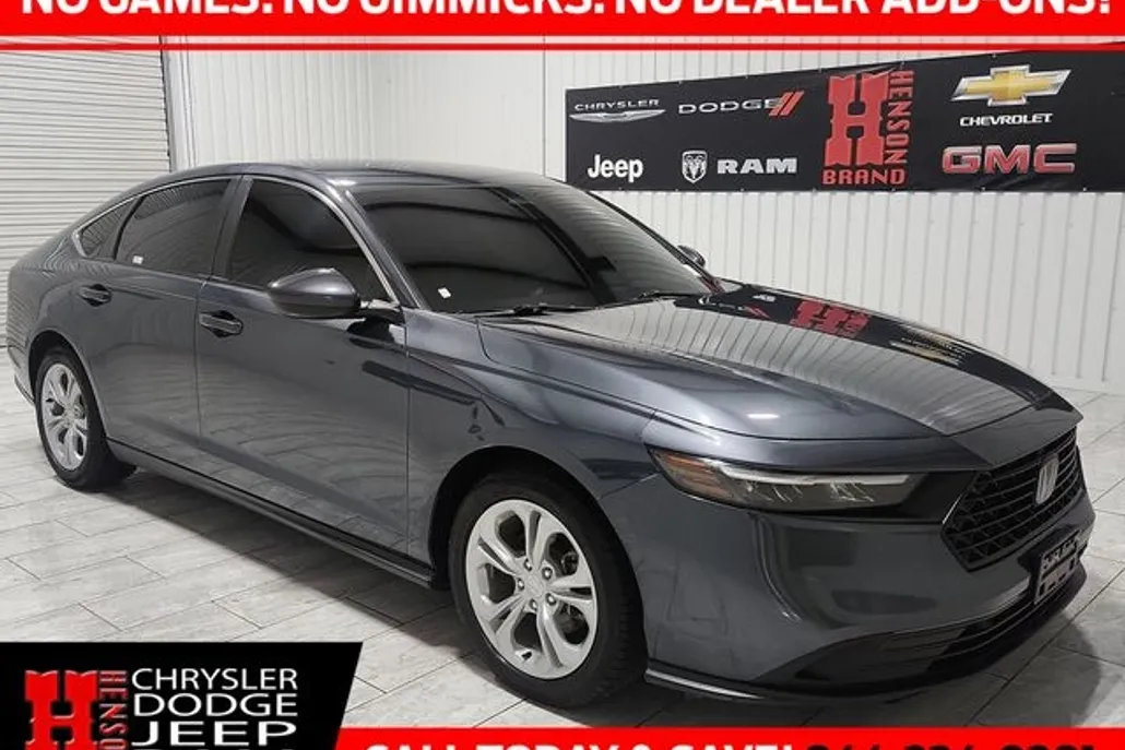 2023 Honda Accord LX photo 1