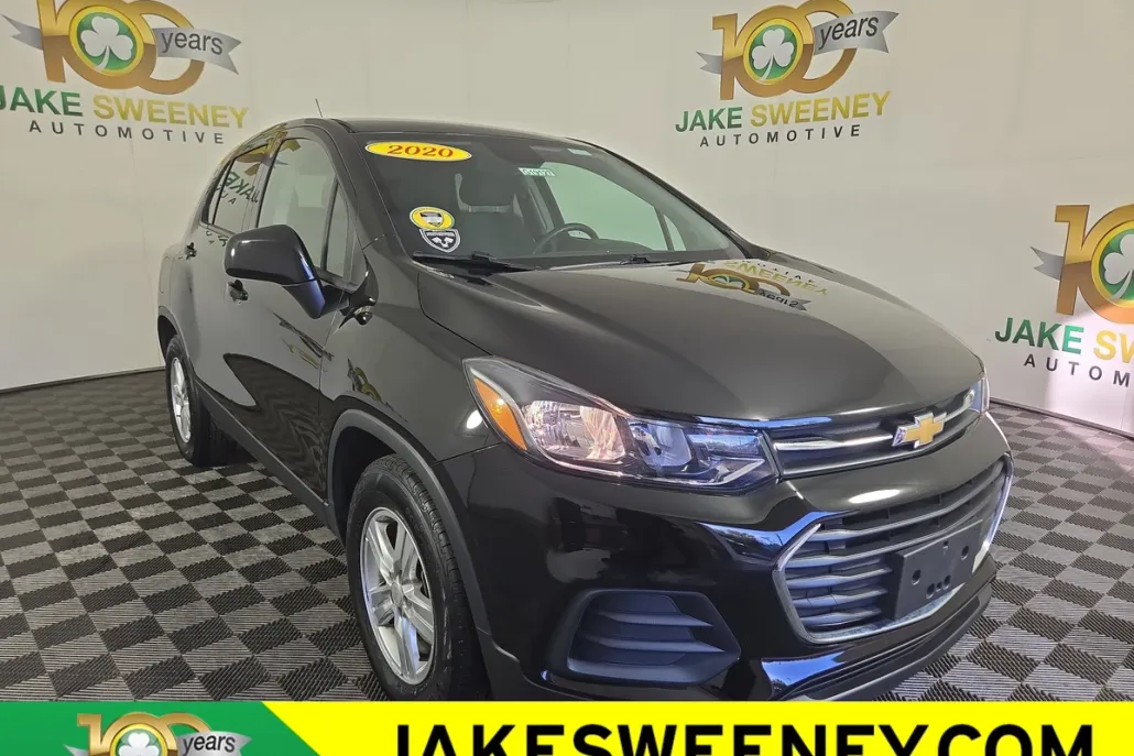 2020 Chevrolet Trax LS photo 1