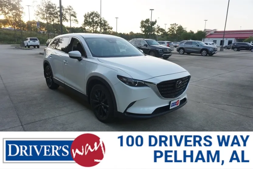 2023 Mazda CX-9 Touring photo 1