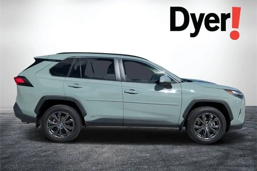 2023 Toyota RAV4 Hybrid XLE Premium photo 1