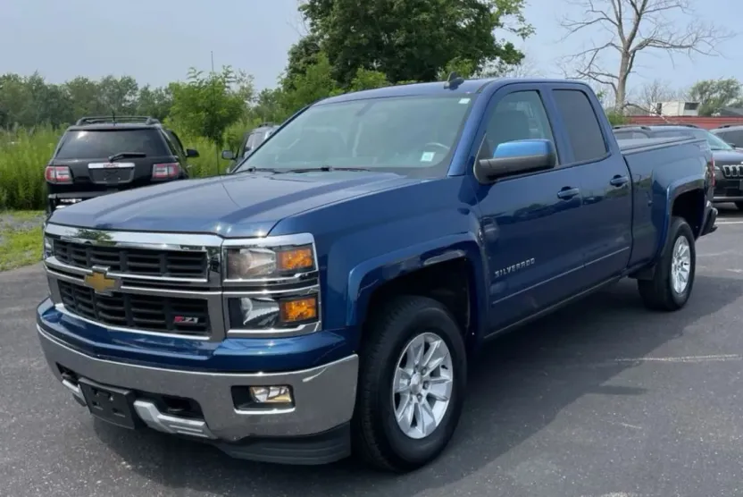 2015 Chevrolet Silverado 1500 Z71 LT photo 1