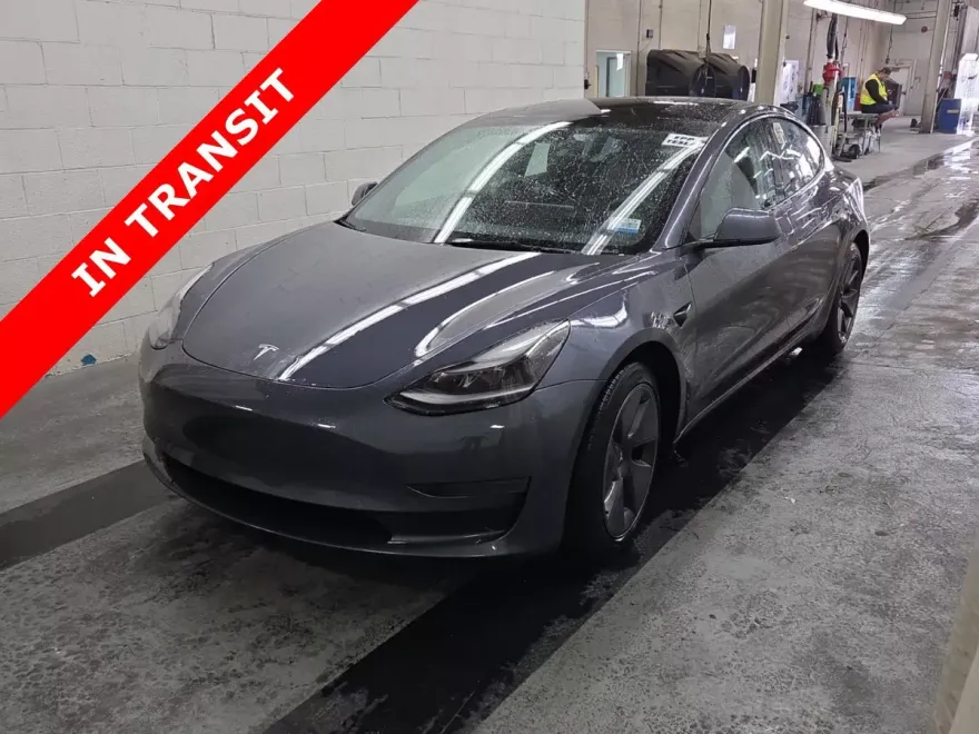 2023 Tesla Model 3 photo 1