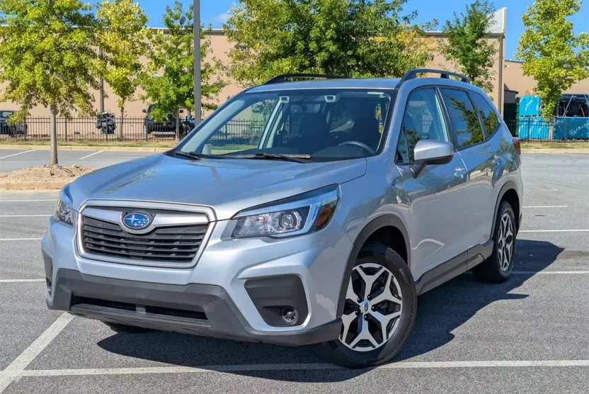 2020 Subaru Forester Premium photo 1